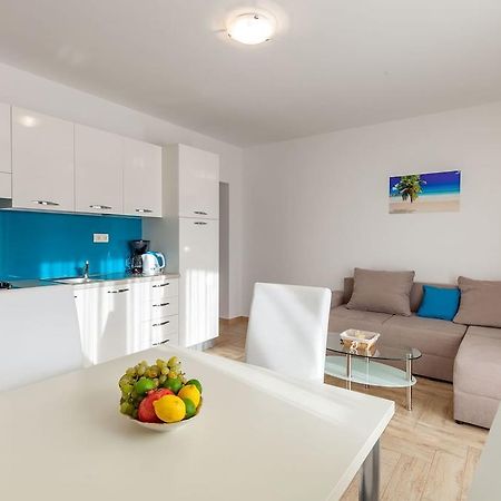 Apartmani Sanja Suta Podstrana Luaran gambar
